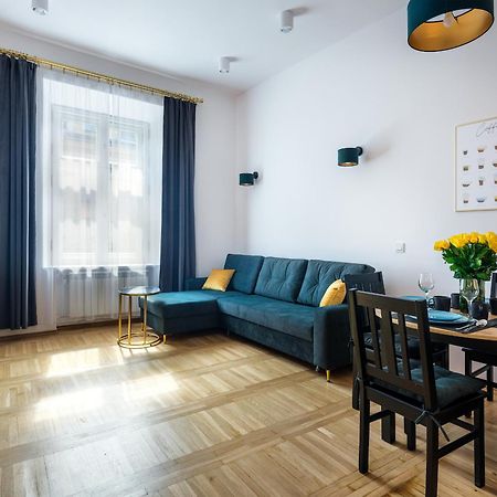 Tyzenhauz Apartments Old Town คราคูฟ ภายนอก รูปภาพ