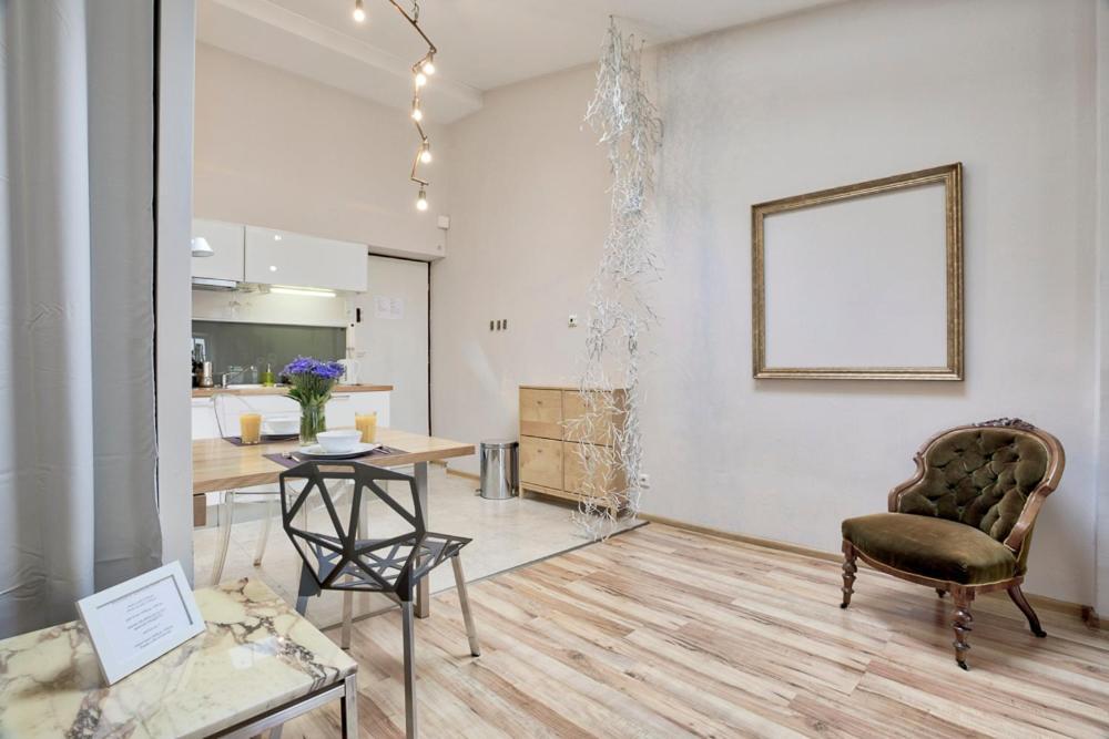 Tyzenhauz Apartments Old Town คราคูฟ ภายนอก รูปภาพ