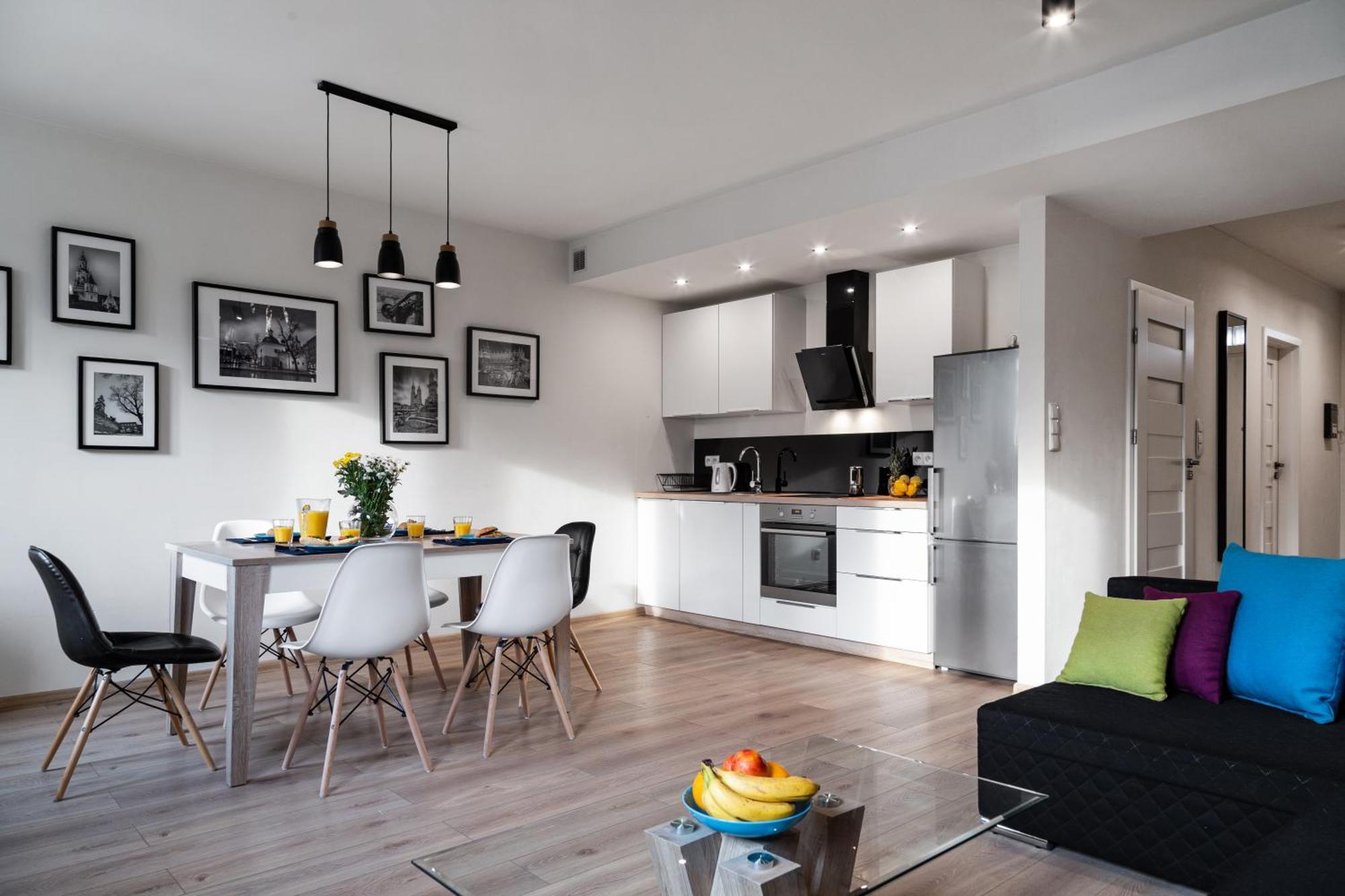 Tyzenhauz Apartments Old Town คราคูฟ ภายนอก รูปภาพ